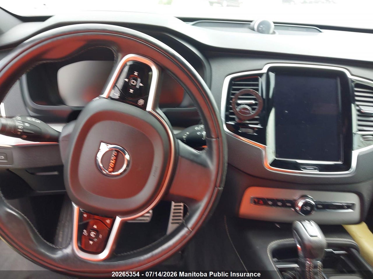 2016 VOLVO XC90 T6 thumbnail 8