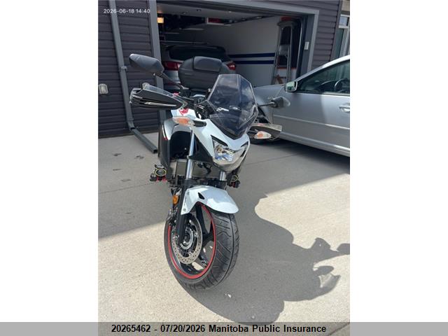 2015 HONDA CB300FA thumbnail 2