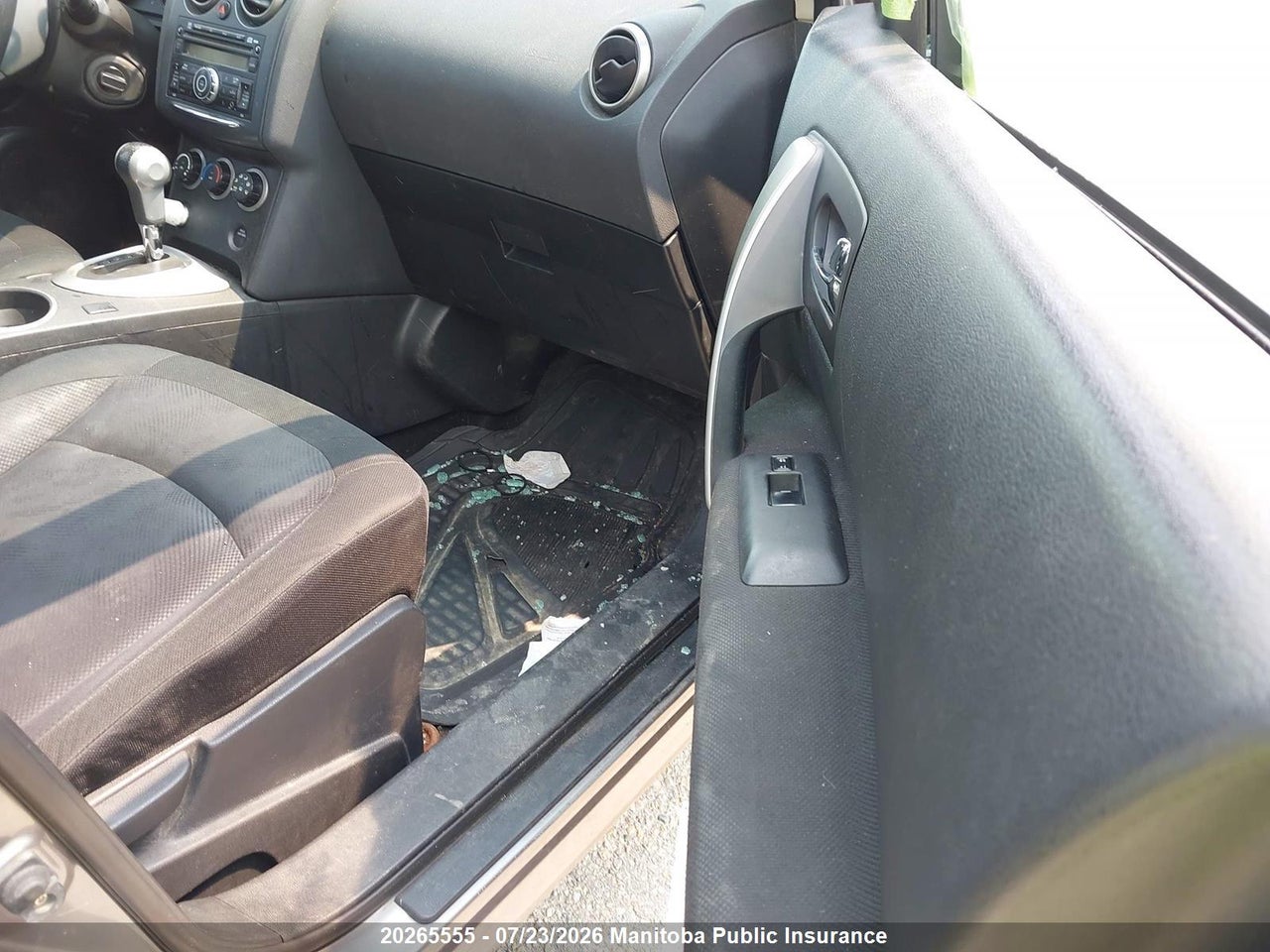 2013 NISSAN ROGUE S thumbnail 6