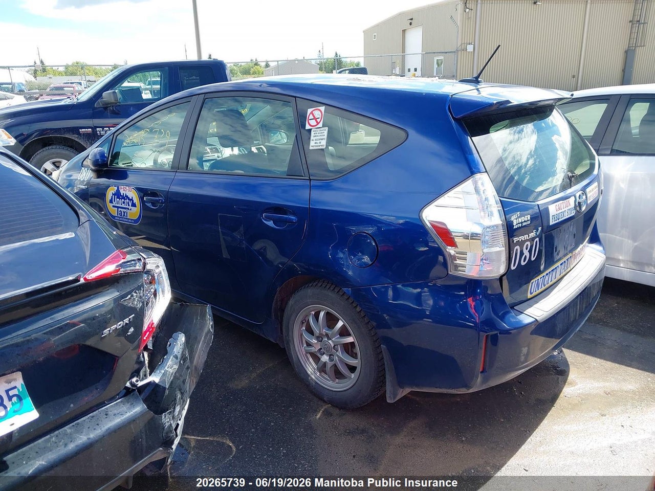 JTDZN3EU8C3180417 · 2012 TOYOTA PRIUS V · 3/12