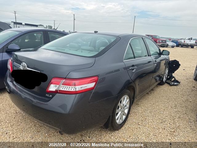 2010 TOYOTA CAMRY XLE thumbnail 5