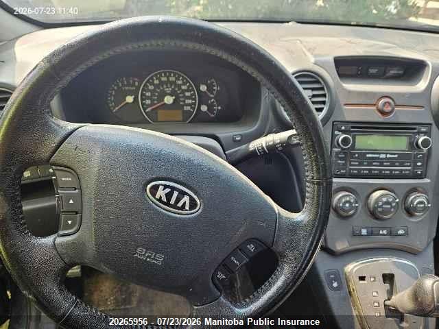 2011 KIA RONDO EX thumbnail 8