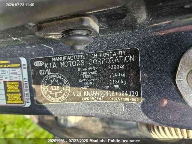 2011 KIA RONDO EX thumbnail 10