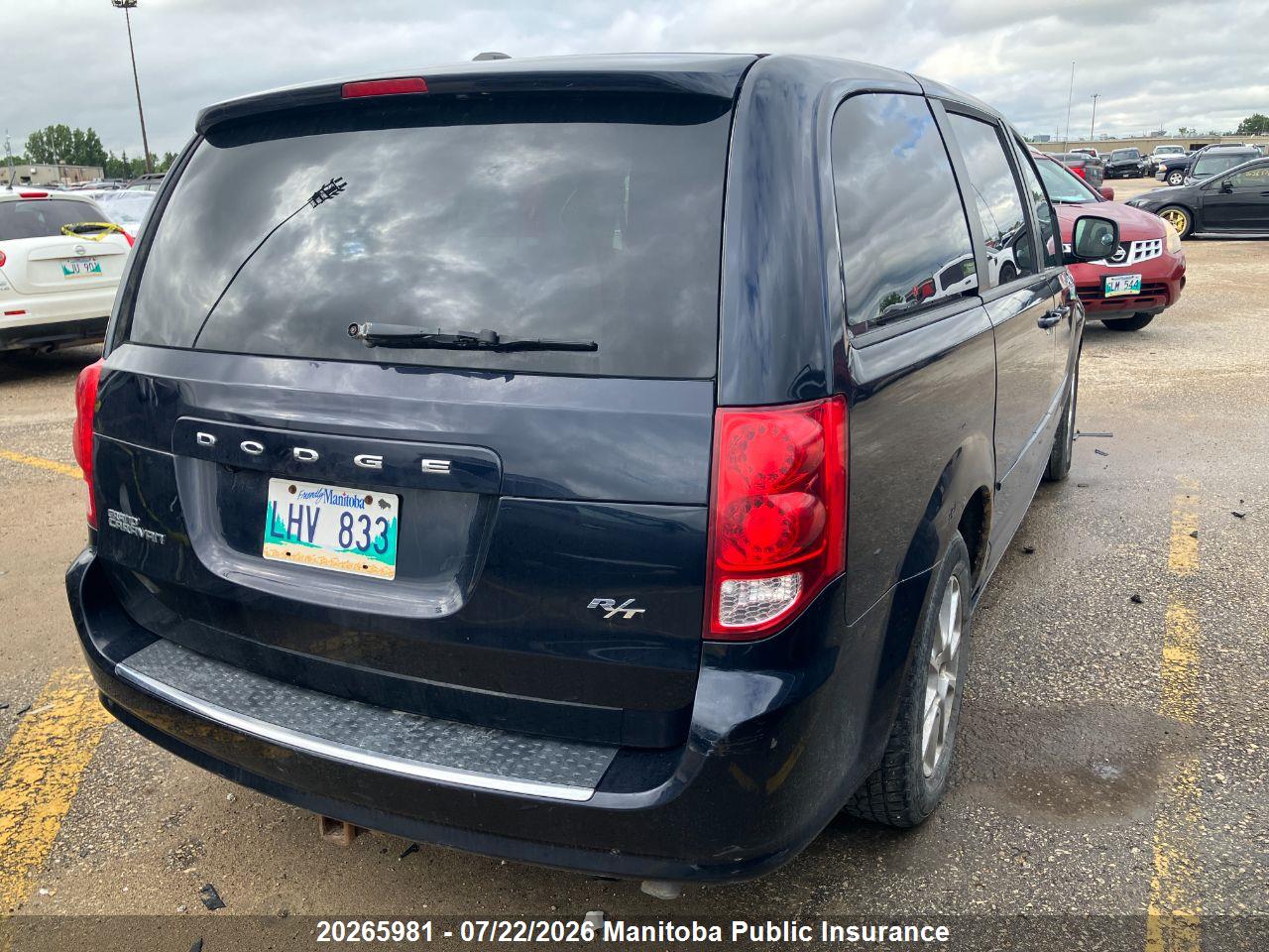 2011 DODGE GRAND CARAVAN R/T thumbnail 6