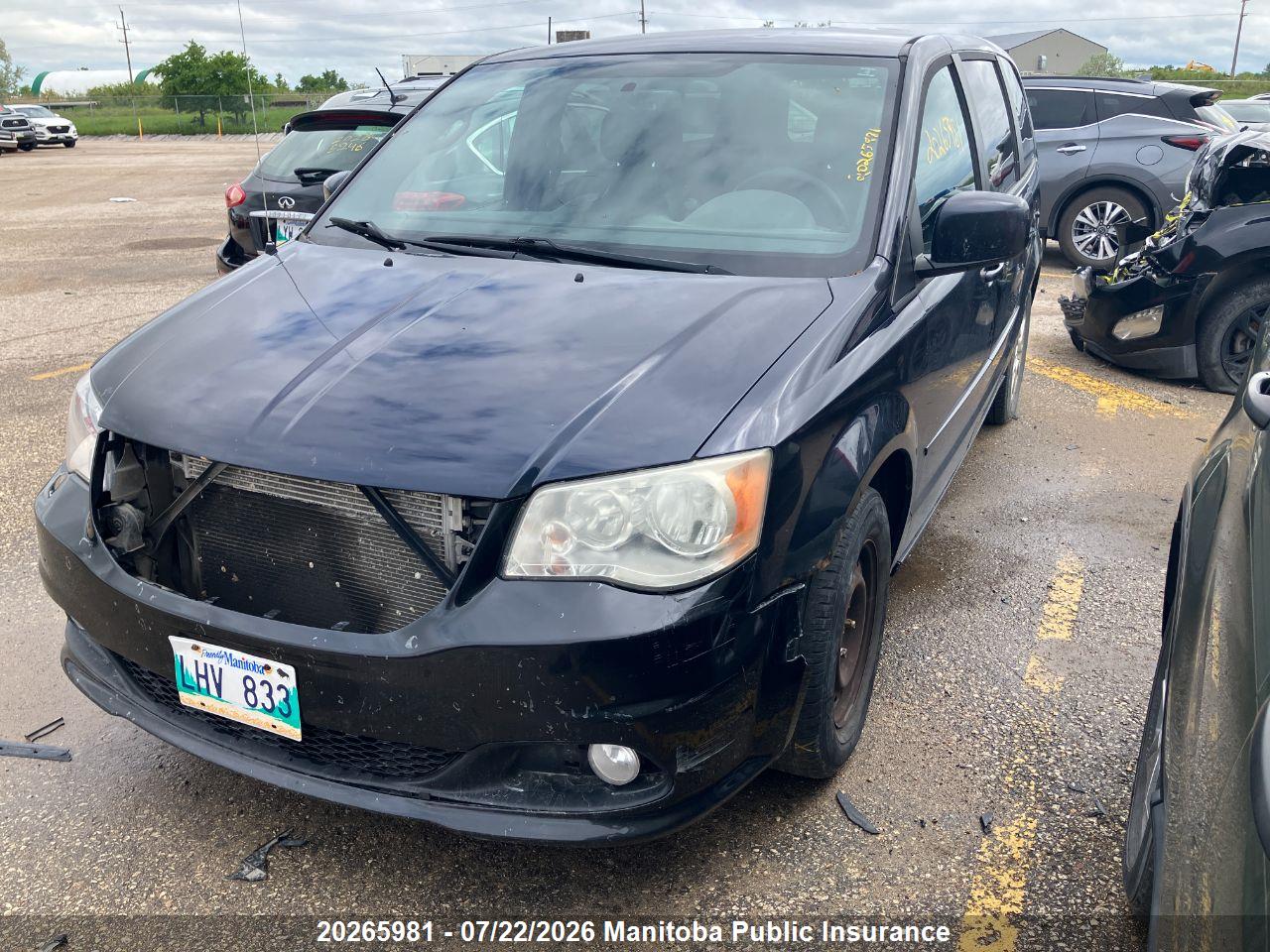 2011 DODGE GRAND CARAVAN R/T thumbnail 9