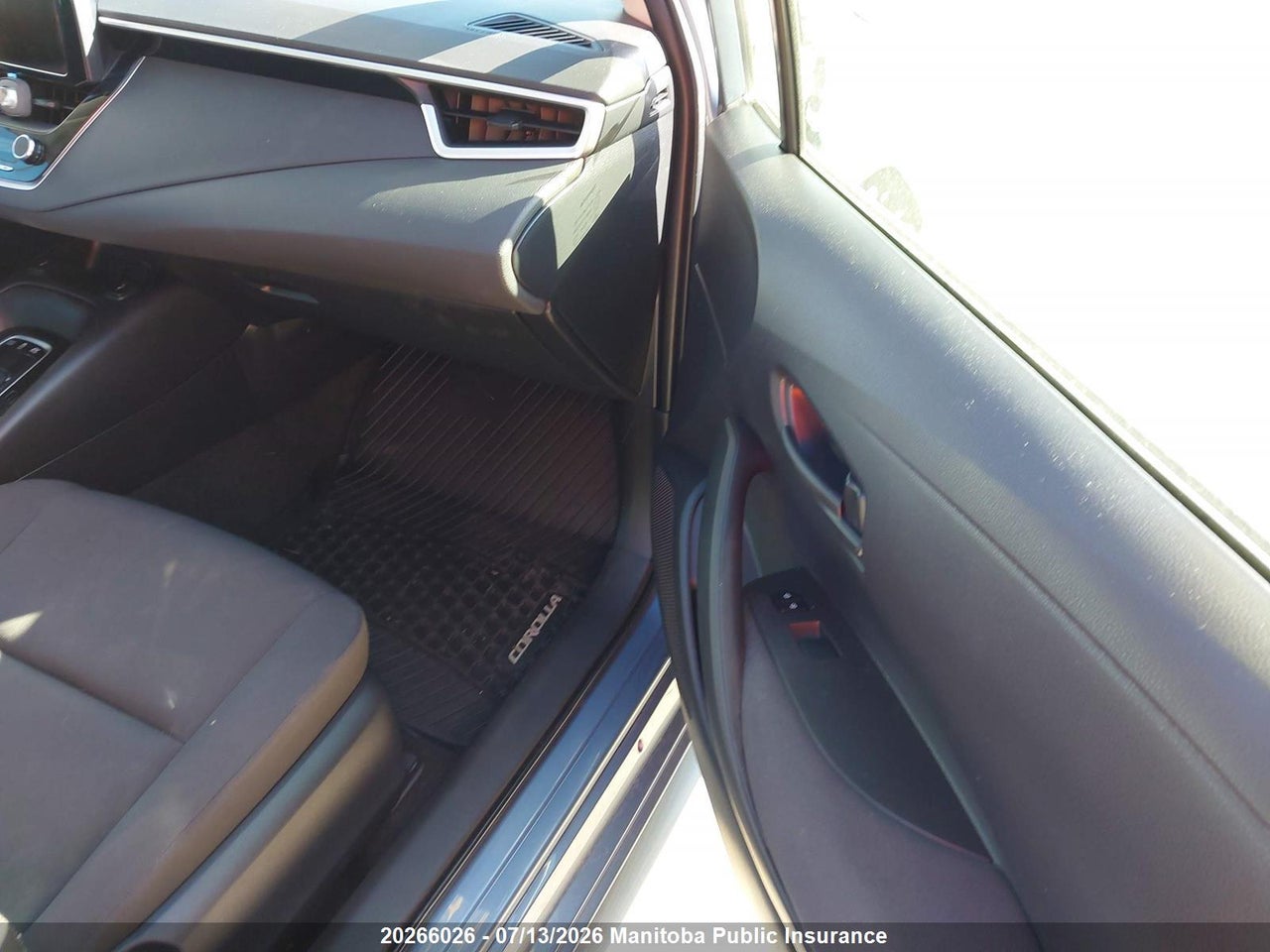 2023 TOYOTA COROLLA LE HYBRID thumbnail 6