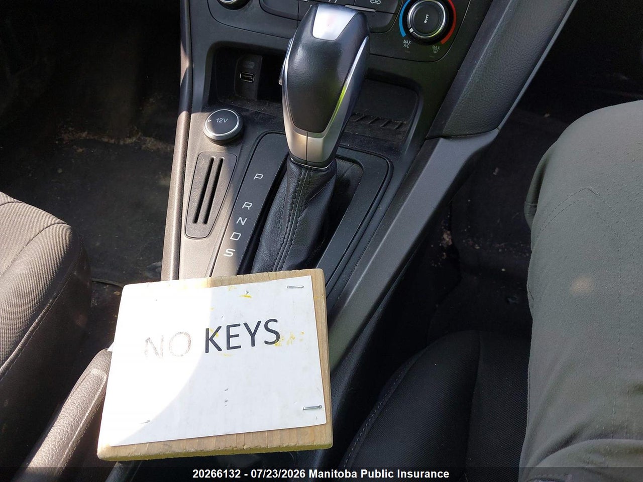 2015 FORD FOCUS SE thumbnail 12