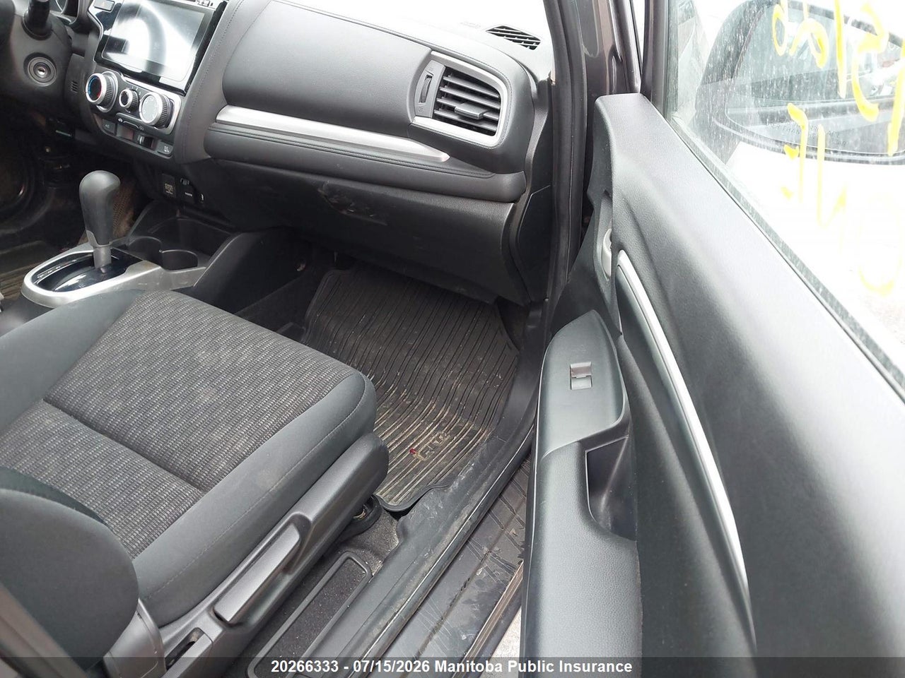 2016 HONDA FIT LX thumbnail 6