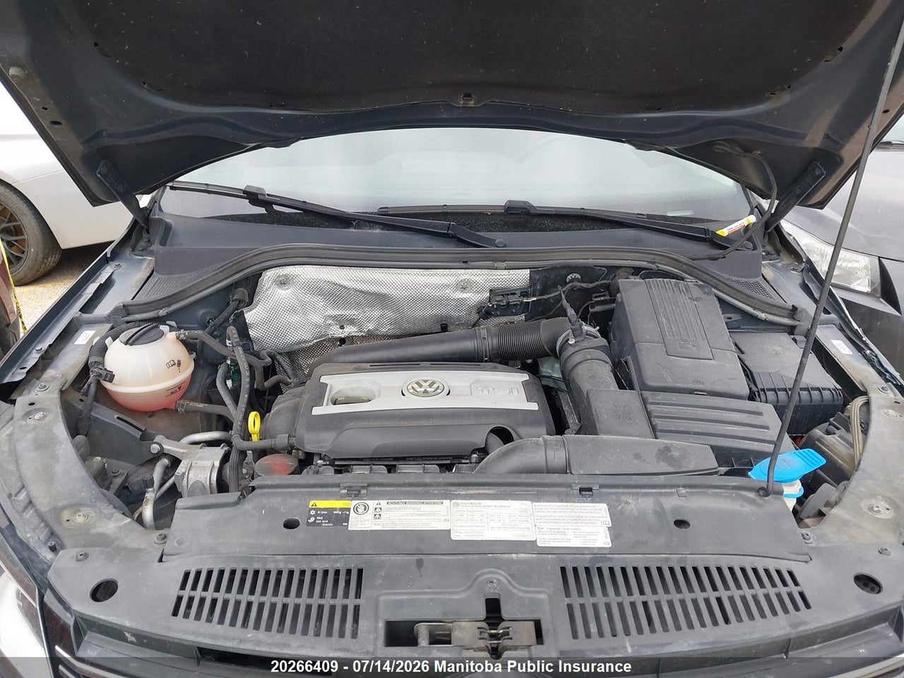 2015 VOLKSWAGEN TIGUAN 2.0 TSI thumbnail 11