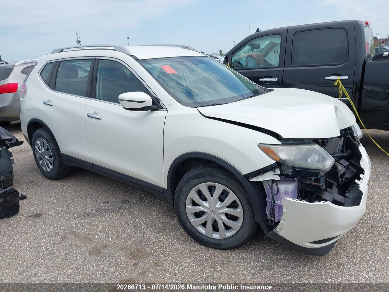 2016 NISSAN ROGUE S thumbnail 2