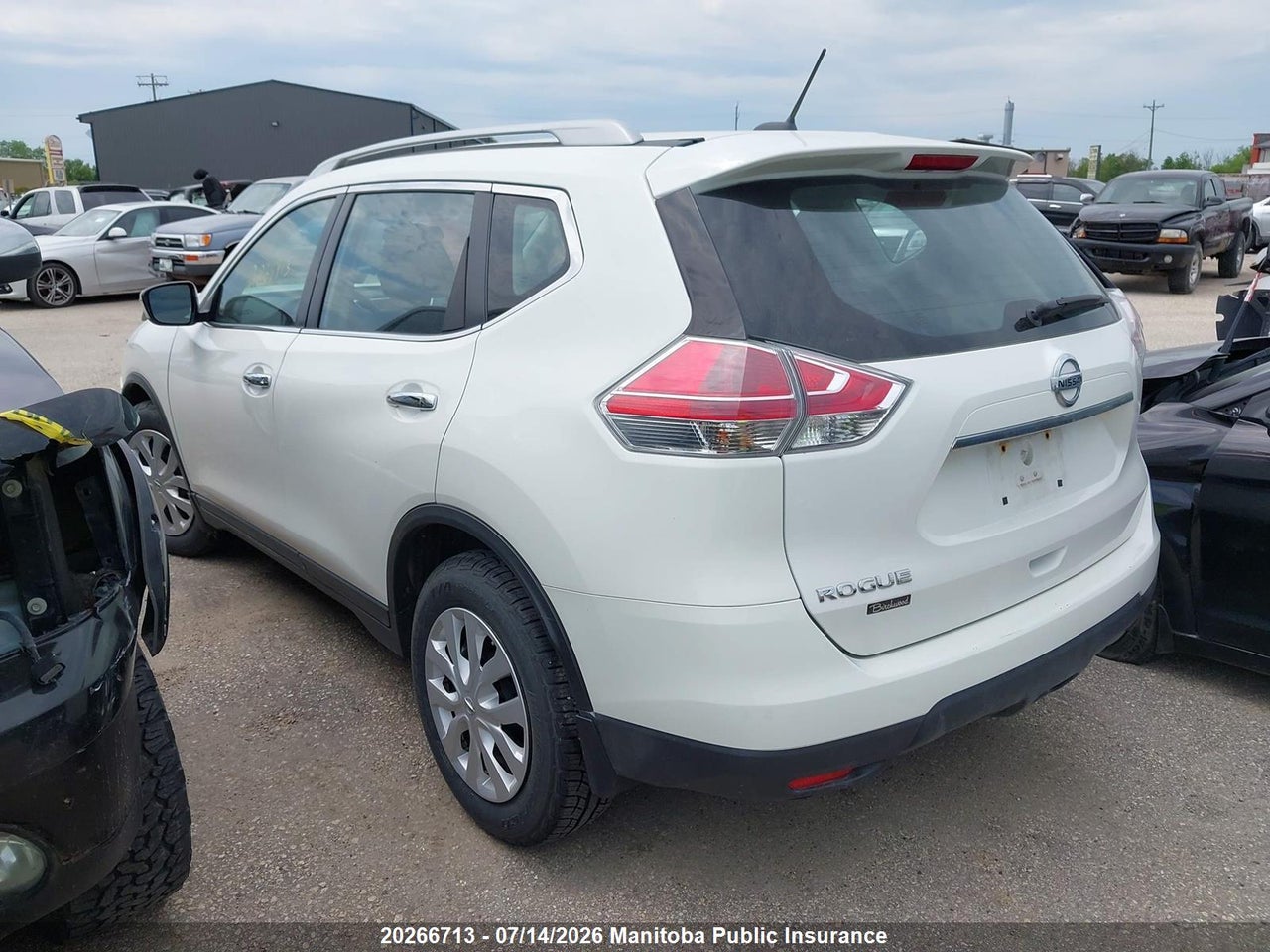 2016 NISSAN ROGUE S thumbnail 4