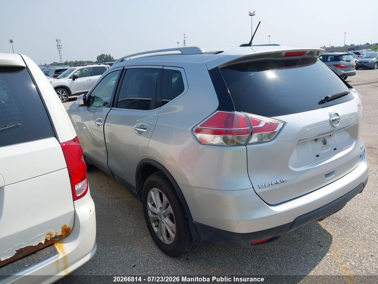 2014 NISSAN ROGUE S thumbnail 4
