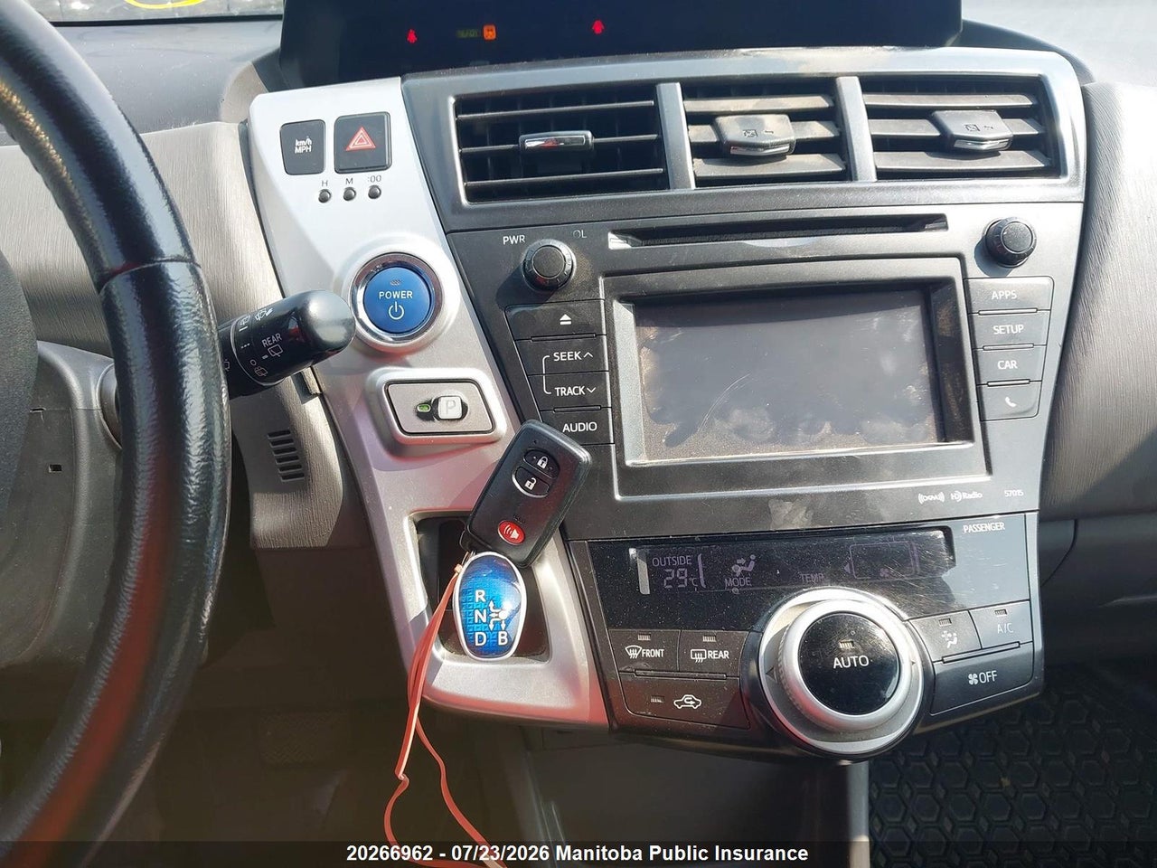 2014 TOYOTA PRIUS V thumbnail 11