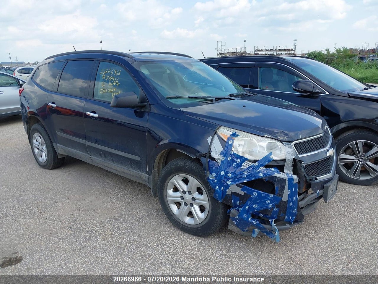 2012 CHEVROLET TRAVERSE LS thumbnail 2
