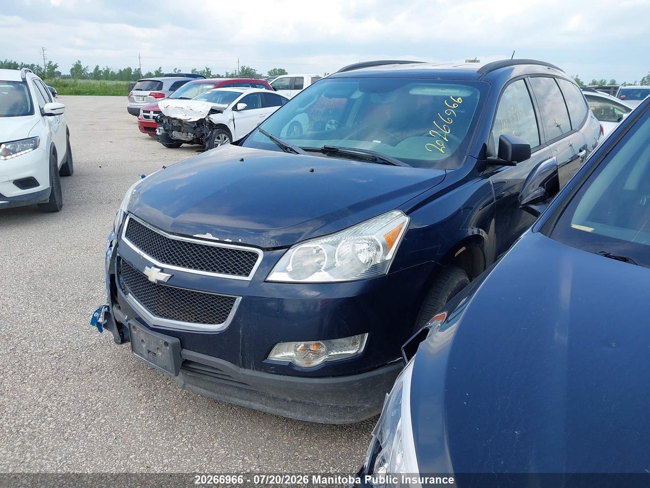 2012 CHEVROLET TRAVERSE LS thumbnail 3
