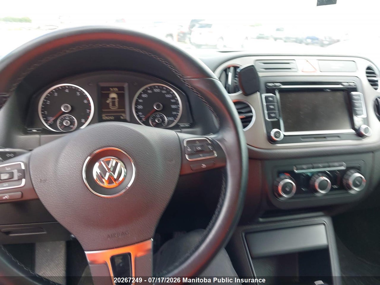 2011 VOLKSWAGEN TIGUAN 2.0 TSI thumbnail 8