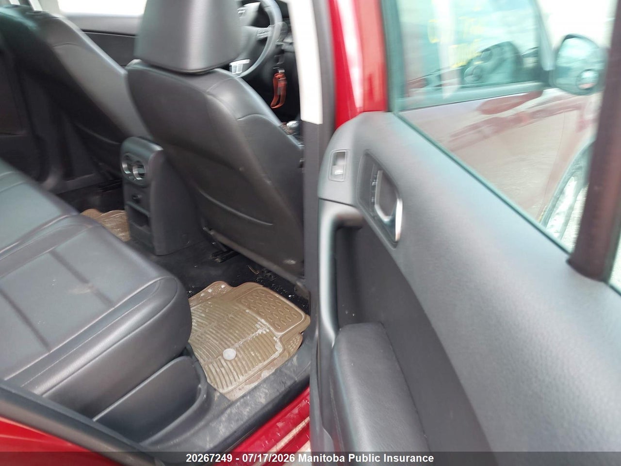2011 VOLKSWAGEN TIGUAN 2.0 TSI thumbnail 9