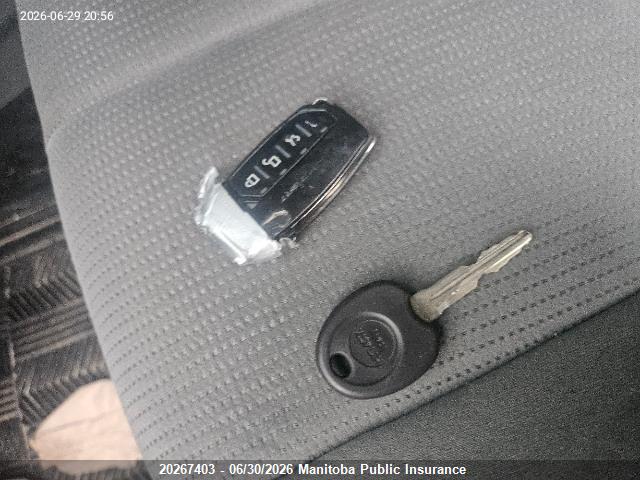 2009 HYUNDAI SONATA GL thumbnail 12