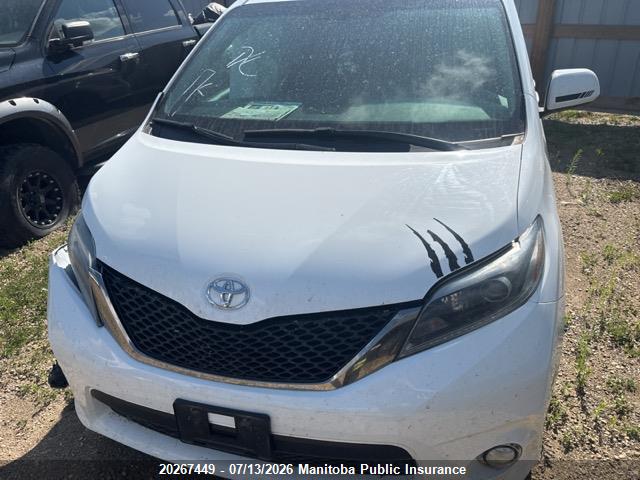 2017 TOYOTA SIENNA SE V6  thumbnail 11