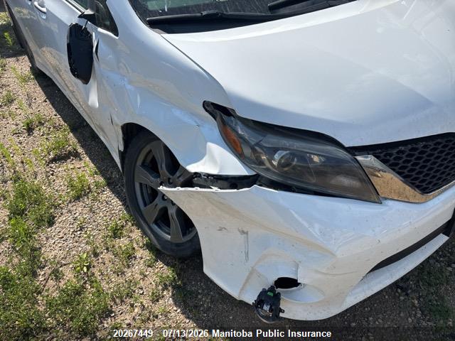 2017 TOYOTA SIENNA SE V6  thumbnail 7