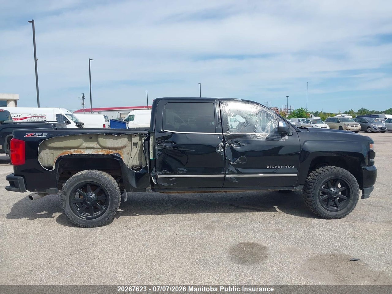 2017 CHEVROLET SILVERADO 1500 LTZ CREW CAB thumbnail 7