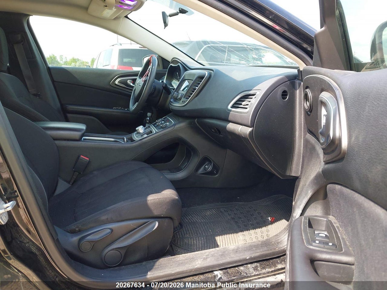 2015 CHRYSLER 200 LX thumbnail 6