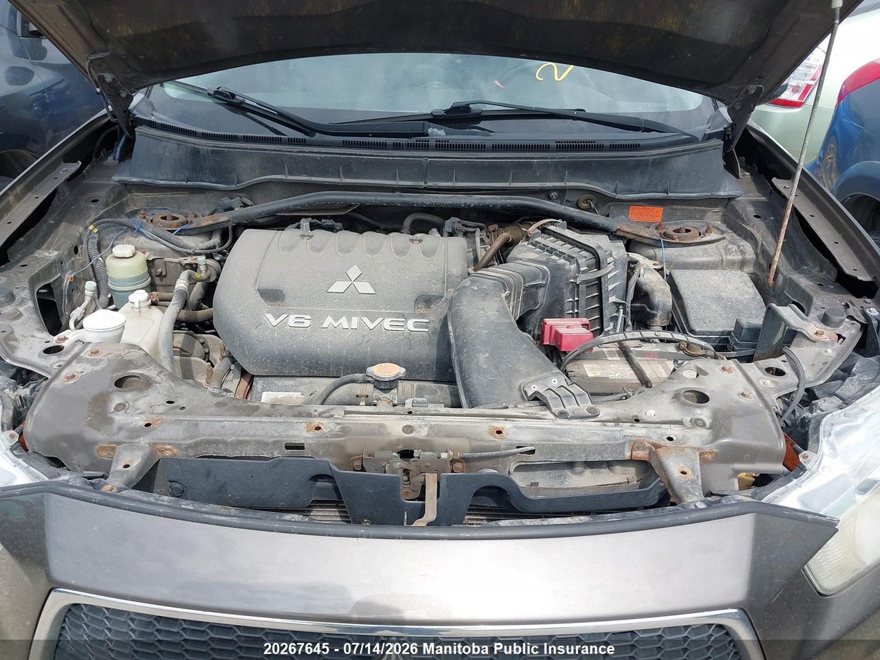2010 MITSUBISHI OUTLANDER XLS thumbnail 11