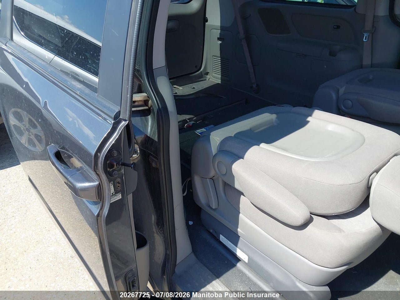2012 KIA SEDONA EX thumbnail 9