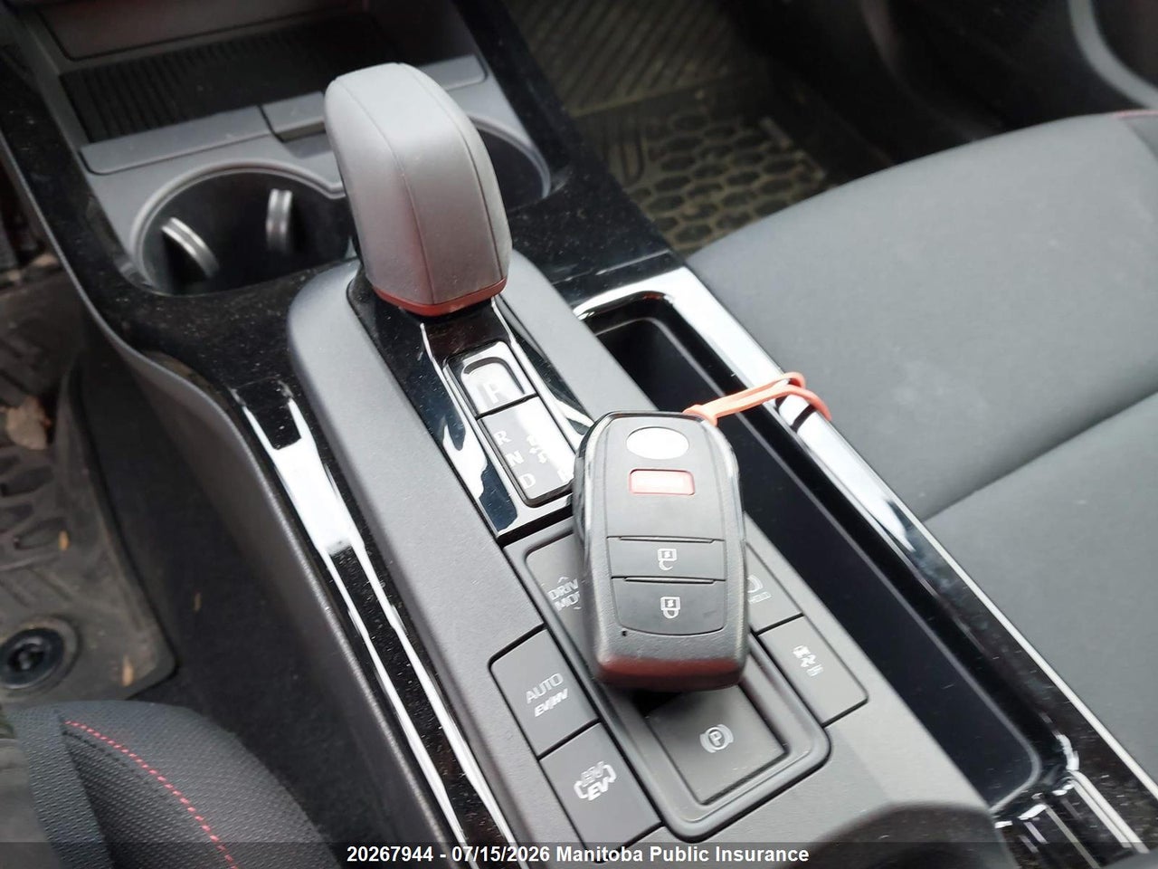 2026 TOYOTA PRIUS SE PHEV thumbnail 12