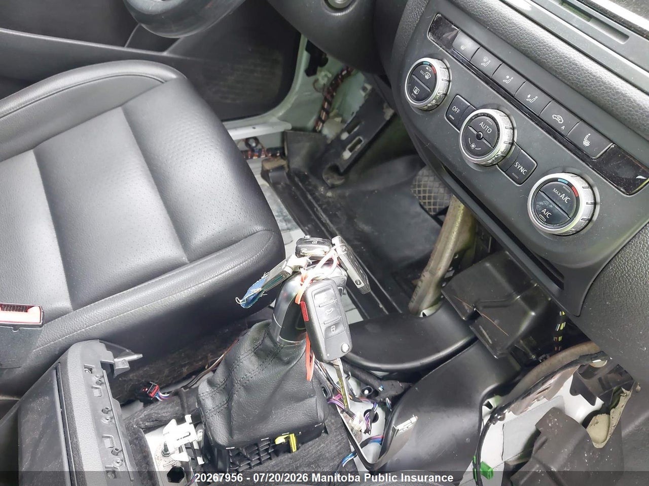 2015 VOLKSWAGEN TIGUAN 2.0 TSI thumbnail 12