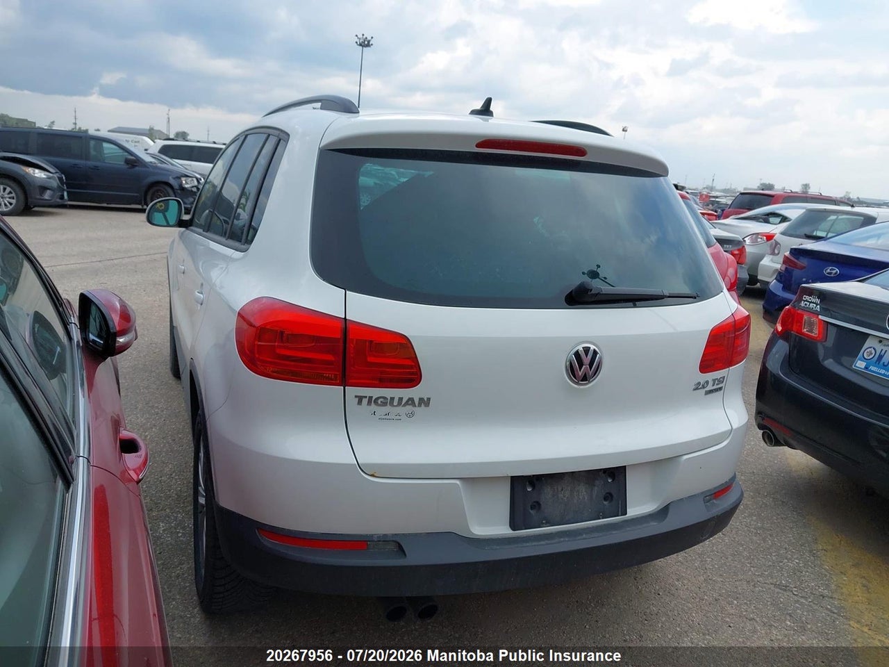 2015 VOLKSWAGEN TIGUAN 2.0 TSI thumbnail 4