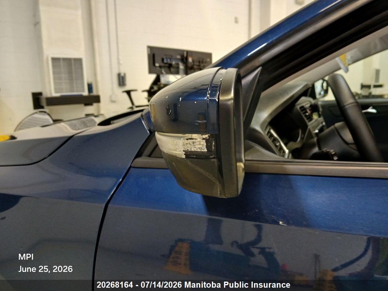 2011 VOLKSWAGEN JETTA 2.0 thumbnail 3