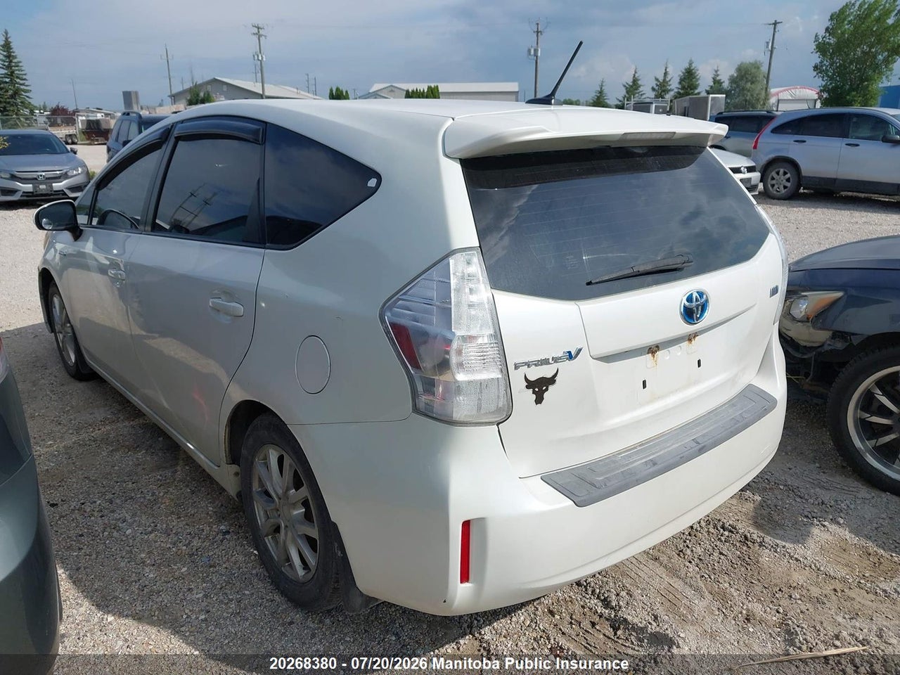2013 TOYOTA PRIUS V thumbnail 4