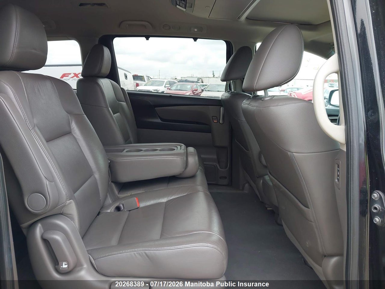 2011 HONDA ODYSSEY TOURING thumbnail 9