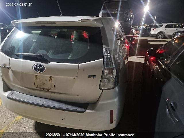 2014 TOYOTA PRIUS V thumbnail 5