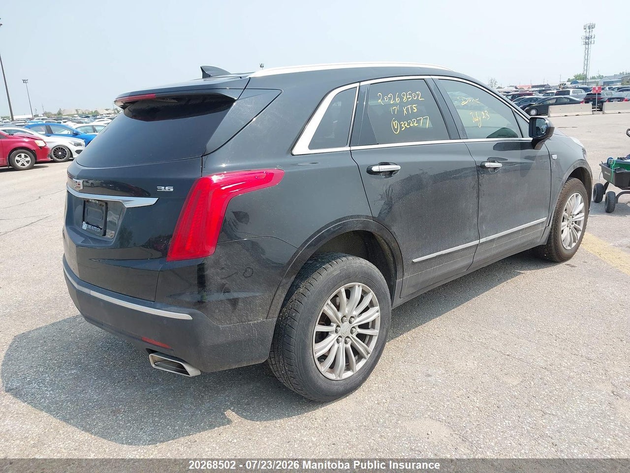 2017 CADILLAC XT5 thumbnail 5