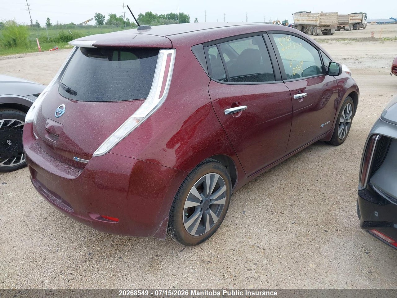 2016 NISSAN LEAF S thumbnail 5