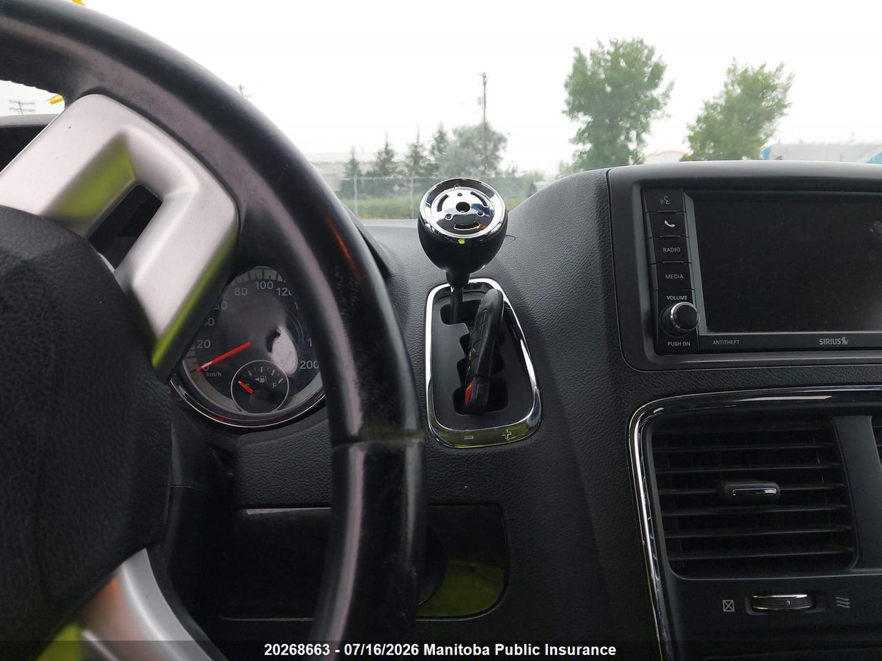 2015 DODGE GRAND CARAVAN SE thumbnail 12