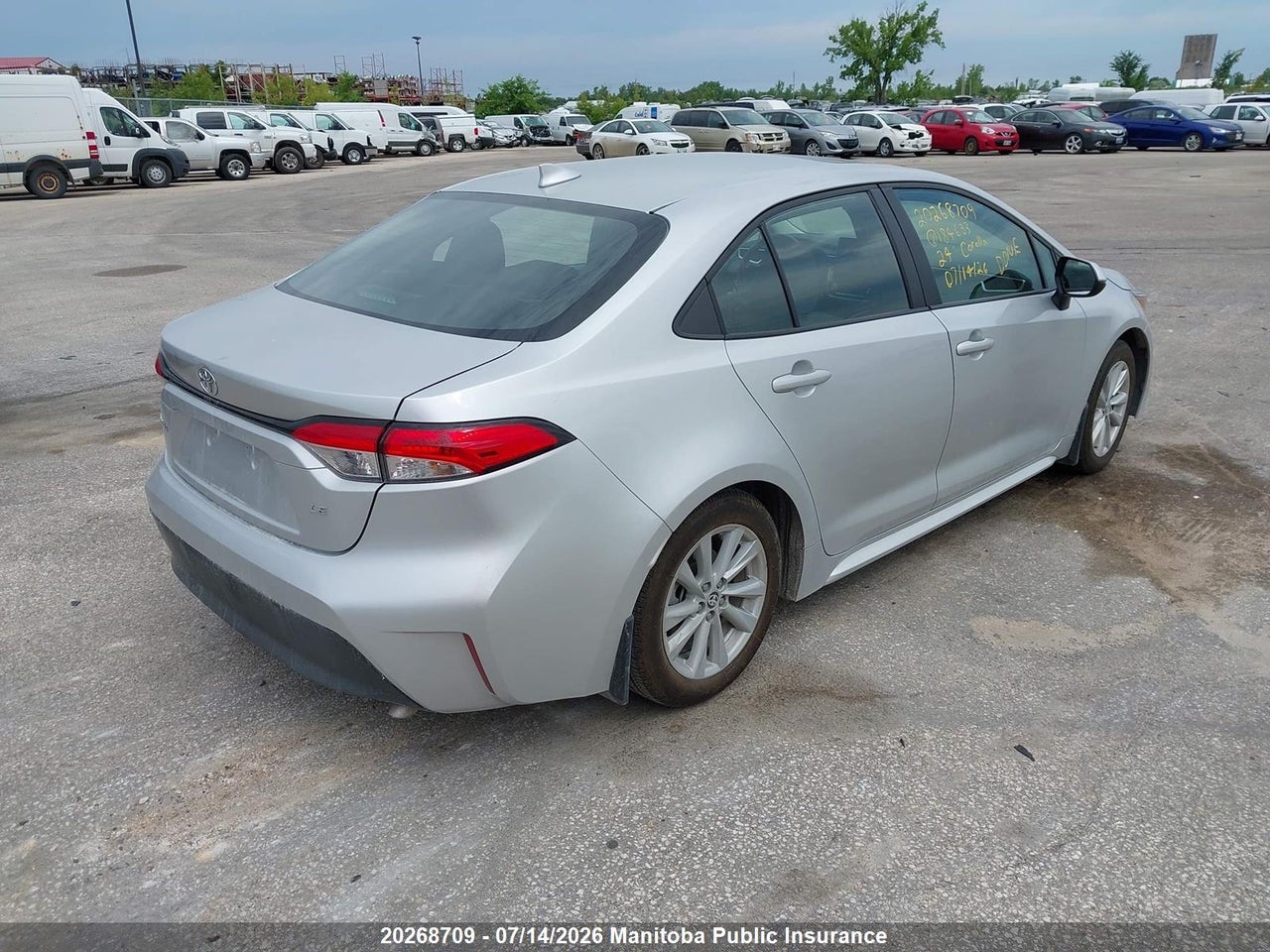 2024 TOYOTA COROLLA LE thumbnail 5