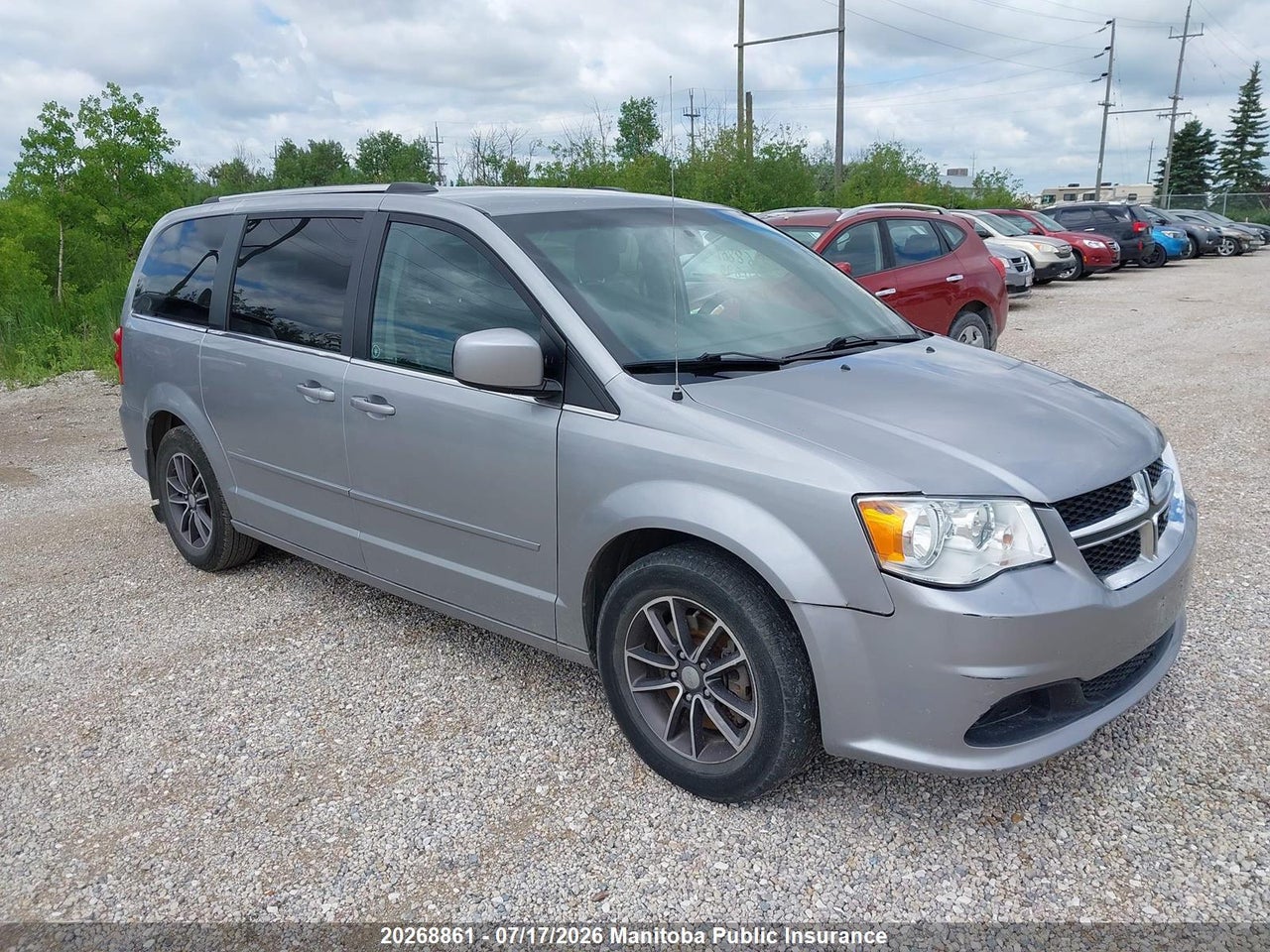 2017 DODGE GRAND CARAVAN SXT thumbnail 2