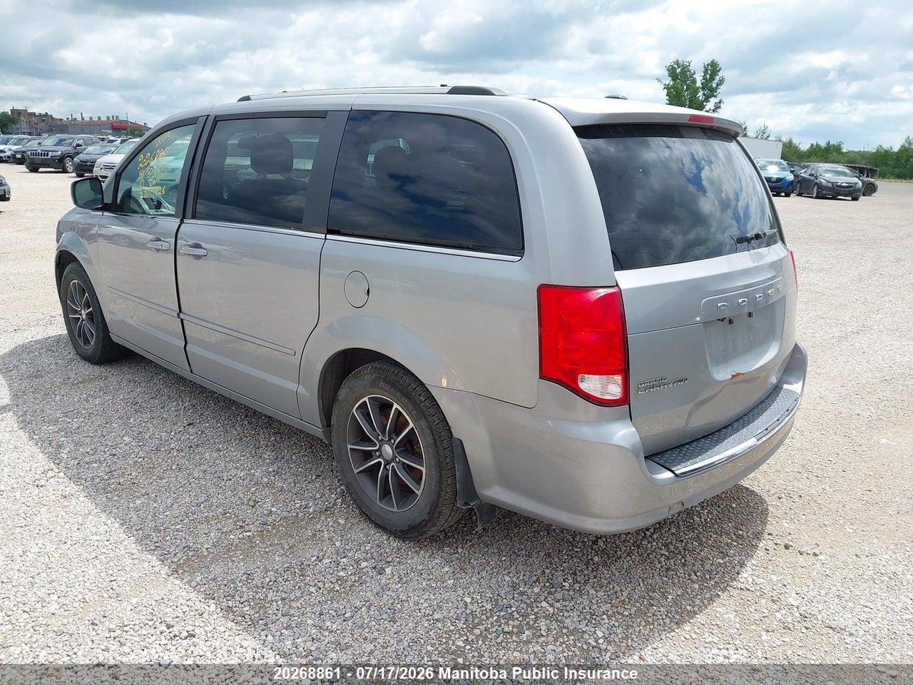 2017 DODGE GRAND CARAVAN SXT thumbnail 4