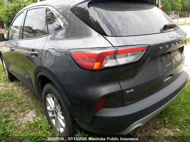 2021 FORD ESCAPE SE HYBRID thumbnail 4