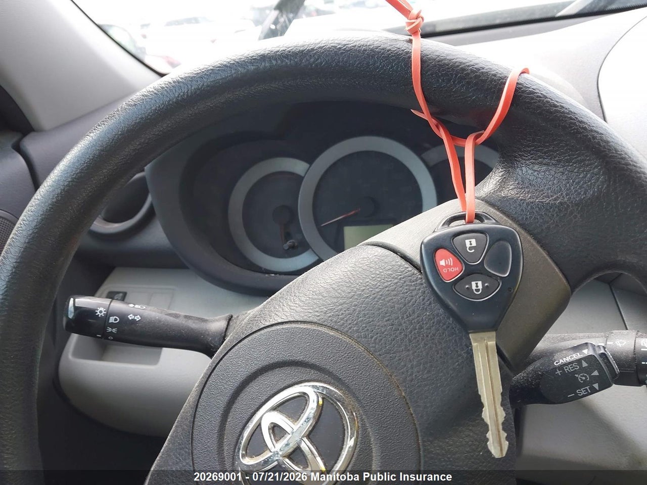 2011 TOYOTA RAV4 thumbnail 8