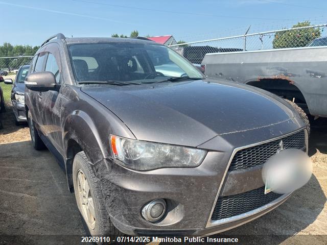 2013 MITSUBISHI OUTLANDER LS thumbnail 2
