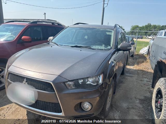 2013 MITSUBISHI OUTLANDER LS thumbnail 3