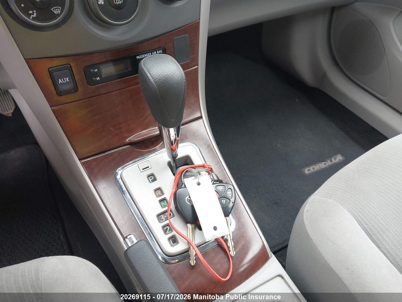 2011 TOYOTA COROLLA LE thumbnail 12