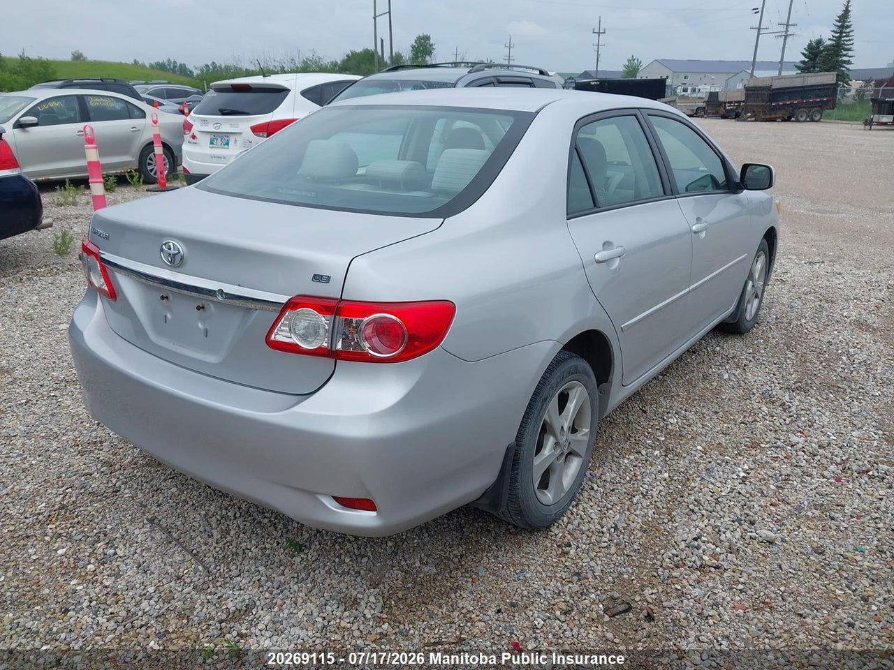 2011 TOYOTA COROLLA LE thumbnail 5