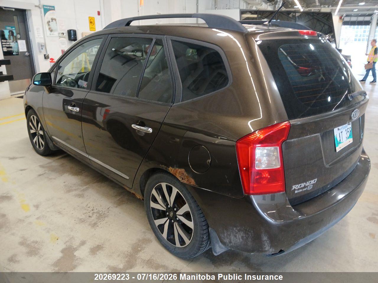 2010 KIA RONDO EX thumbnail 10