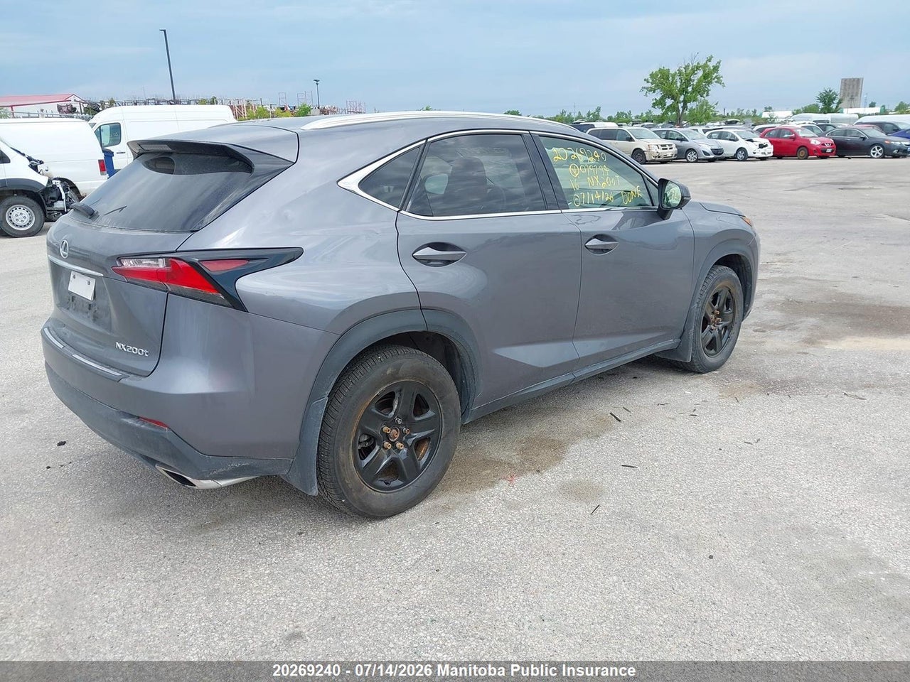 2016 LEXUS NX200T thumbnail 5
