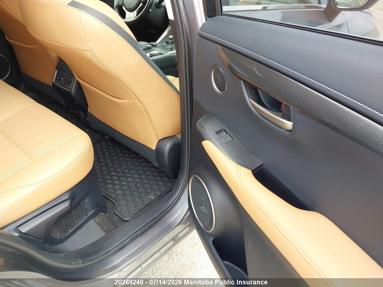 2016 LEXUS NX200T thumbnail 9